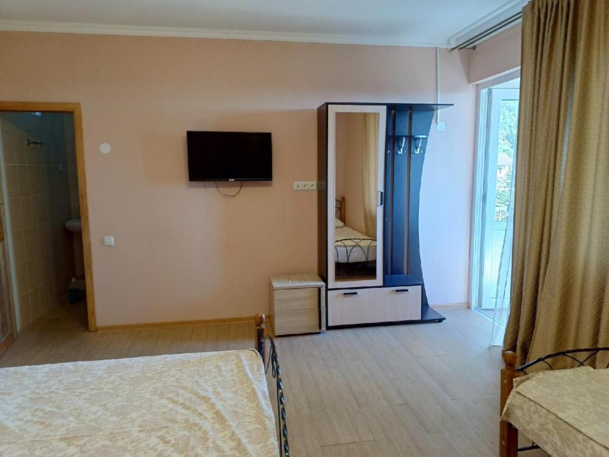 Inzhir Guest House New Athos Exterior foto